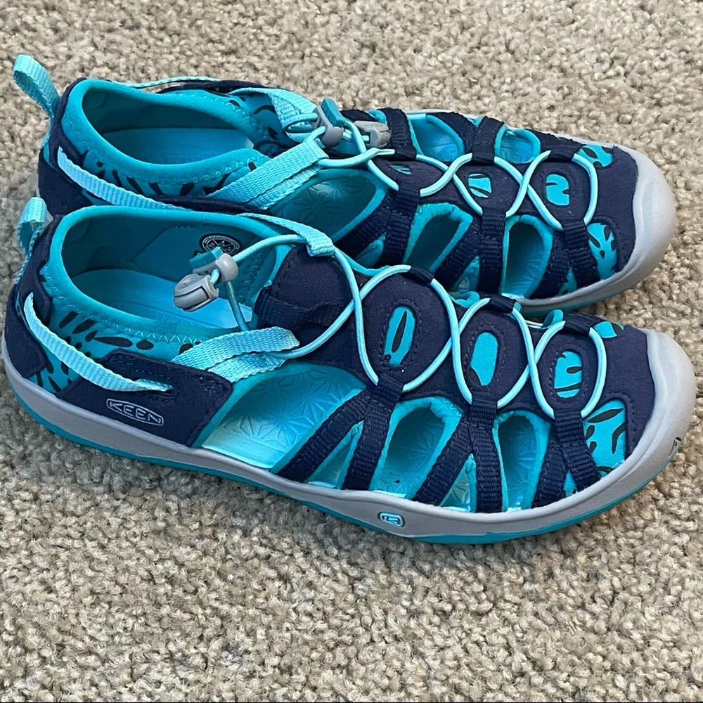 Keen Newport H2 Waterproof Hiking Sandals